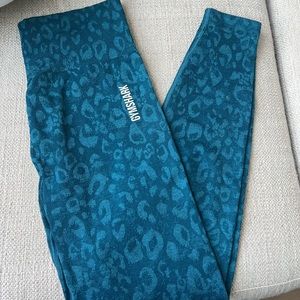 SOLD - Gymshark Adapt Leggings